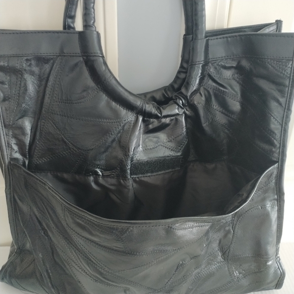 Navarre Leather Co. Oversized Black Leather Tote - Picture 9 of 12